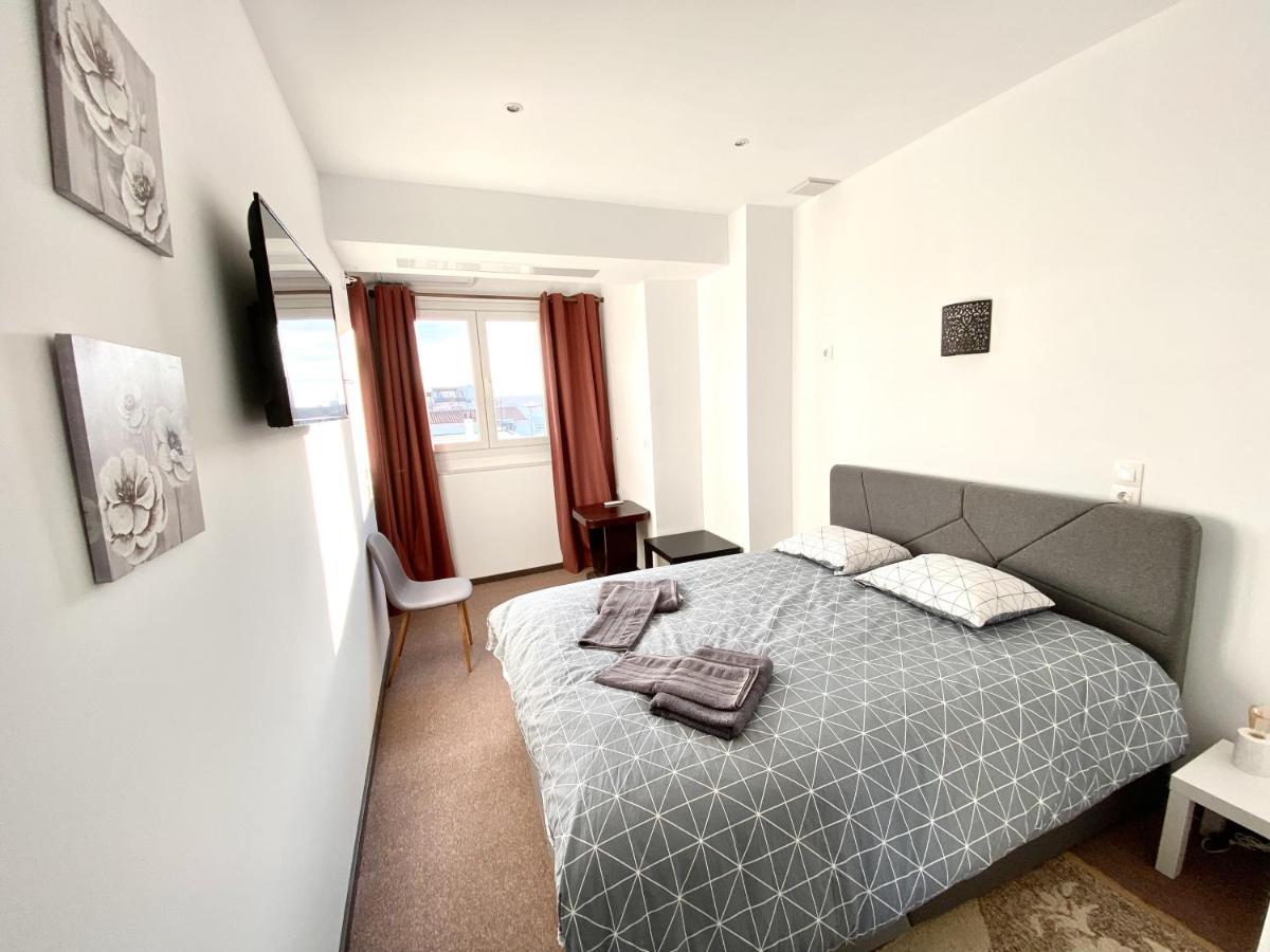 Classic 2 Bedroom Apartment Next To Metro - Marousi Athen Eksteriør billede