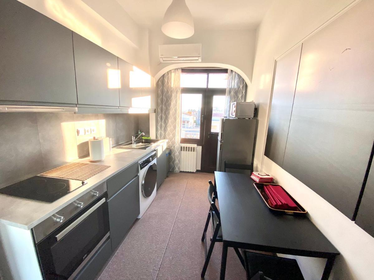 Classic 2 Bedroom Apartment Next To Metro - Marousi Athen Eksteriør billede